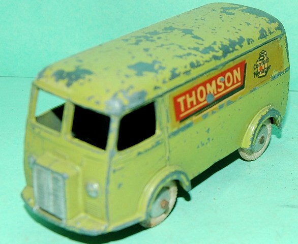 Quiralu Peugeot D4A neuf époque solido dinky toys cij jrd