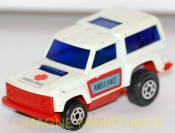 a9 114 majorette 4x4 ambulance serie motor