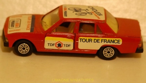 r11 126 norev peugeot 604 tour de france (copier)_20160528160315