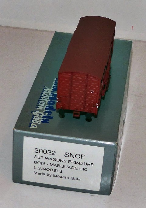 Wagon couvert Gahkkss 10-6 primeur de la SNCF Ep IV-V - LS Models